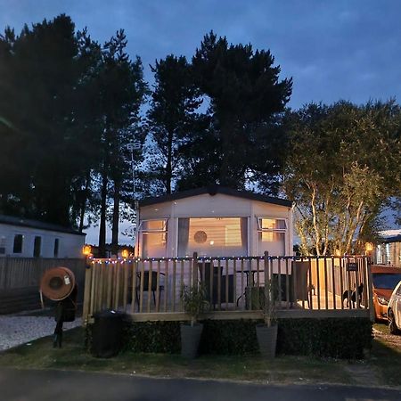 The Hygge Retreat At 7 Lakes Country Park, Lincolnshire Villa Crowle  Kültér fotó